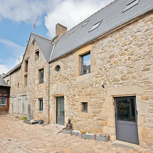 https://manor-of-pont-gris-saint-malo.inbrittany.com